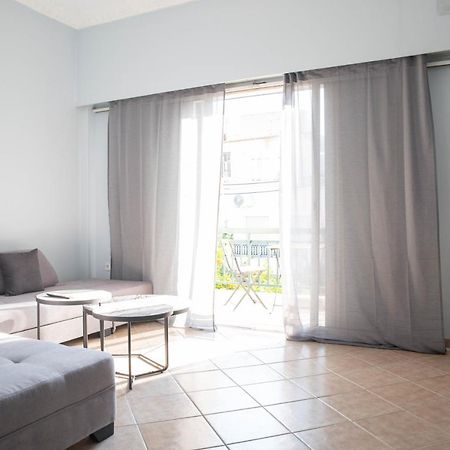 Nikea Apartment Near Piraeus Port And Metro St II Exterior foto